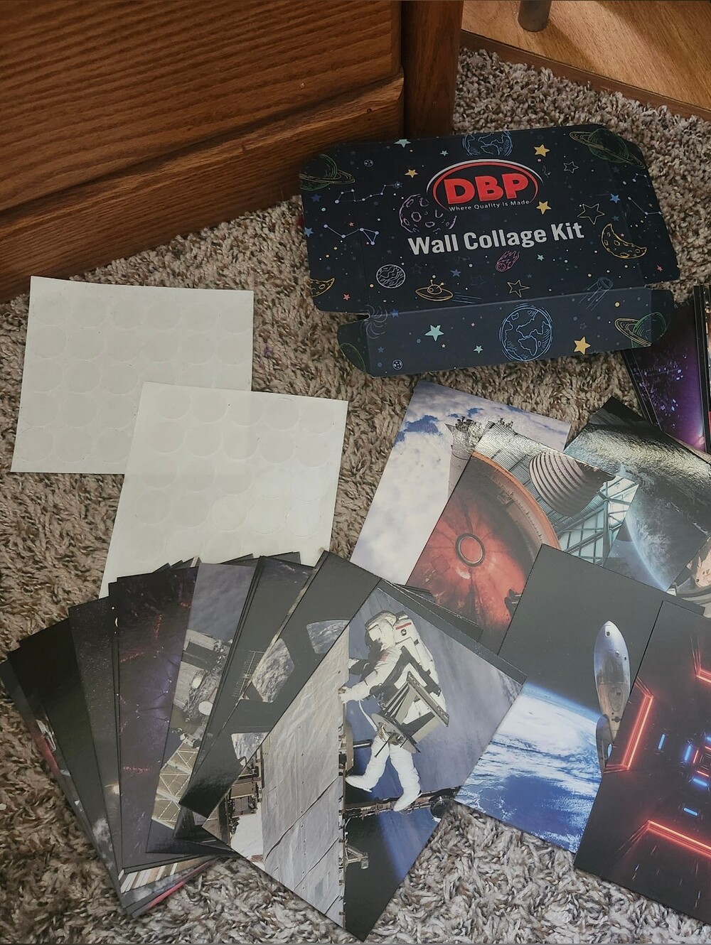 bp Wall Collage Kit - Space Theme Black & Blue Accent